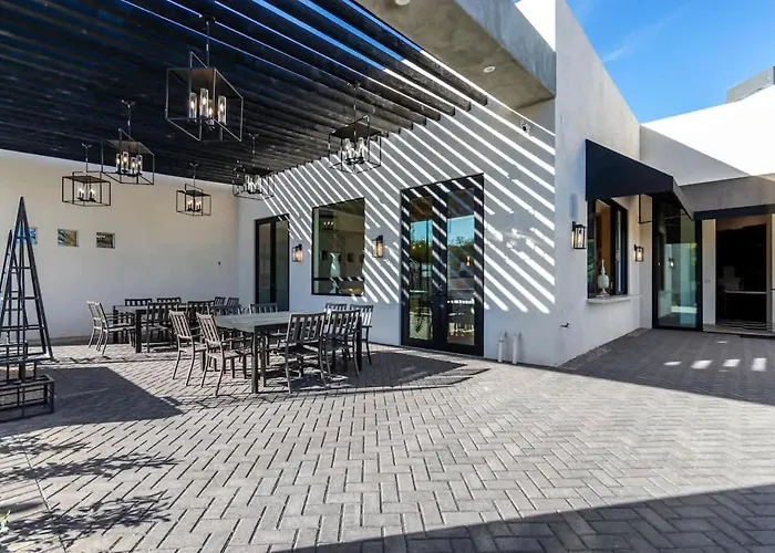 Dom wakacyjny Palisade - Designer Estate - Pool & Sports Court Scottsdale